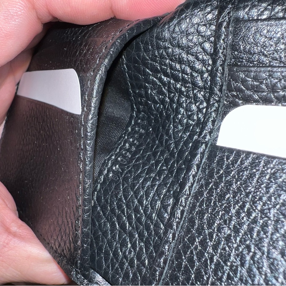 Authentic Gucci Jumbo GG Wallet - Picture 14 of 14
